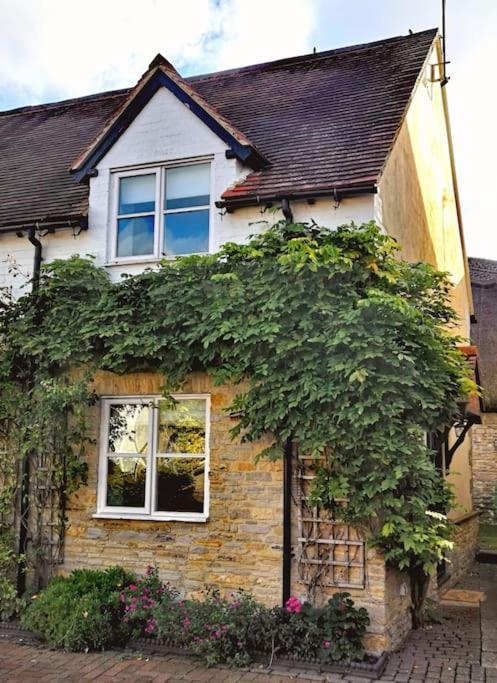 Host & Stay - Clara Cottage Bretforton エクステリア 写真